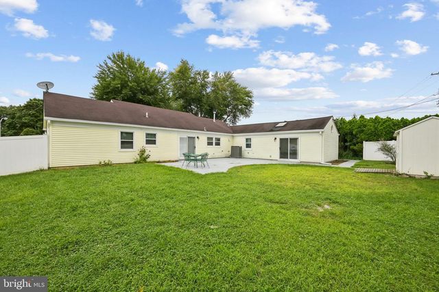 17 TOPEKA PASS, Willingboro, NJ 08046
