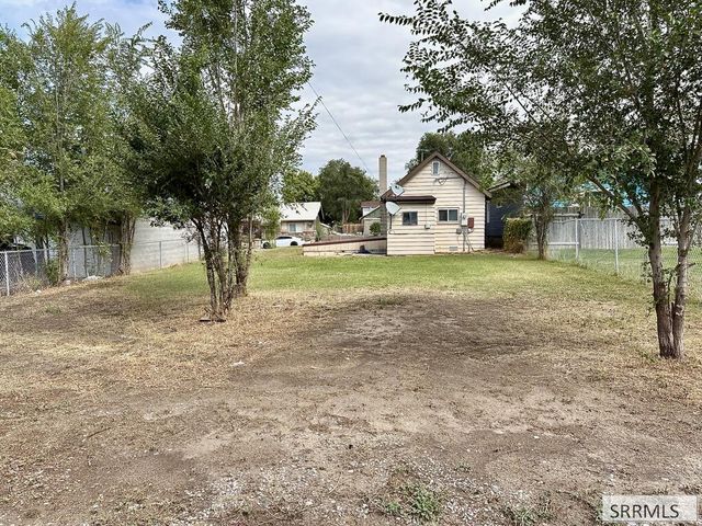 737 J Street, Idaho Falls, ID 83402
