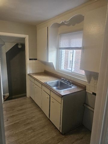 19986 Mitchell Street, Detroit, MI 48234