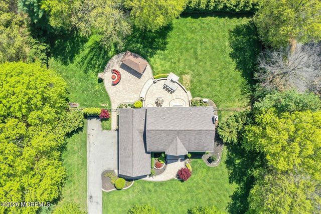 6 Chardonnay Drive, Holmdel, NJ 07733