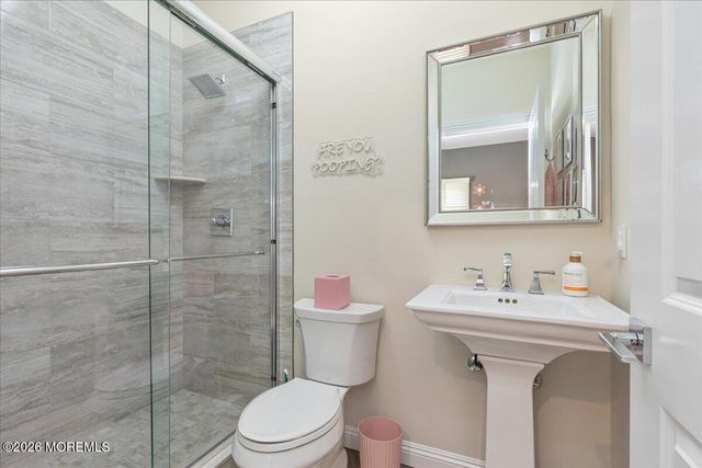 6 Chardonnay Drive, Holmdel, NJ 07733