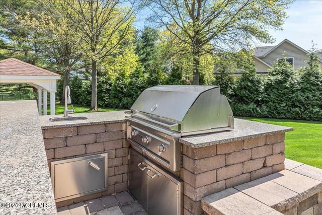 6 Chardonnay Drive, Holmdel, NJ 07733