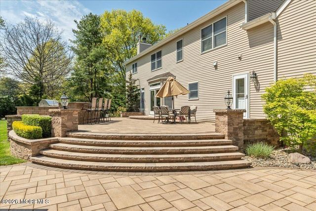 6 Chardonnay Drive, Holmdel, NJ 07733