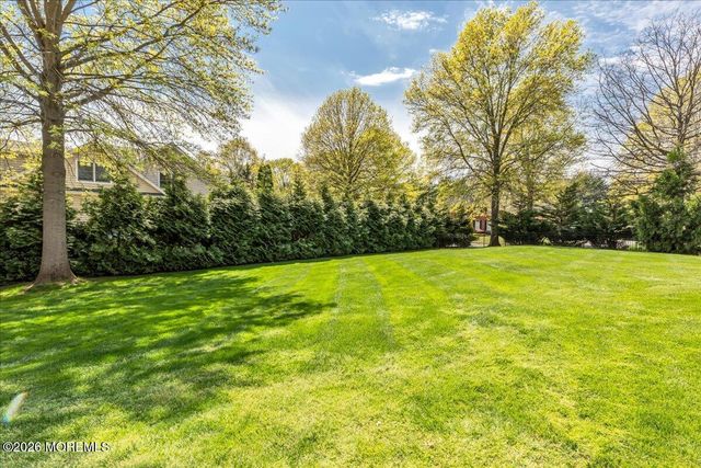 6 Chardonnay Drive, Holmdel, NJ 07733