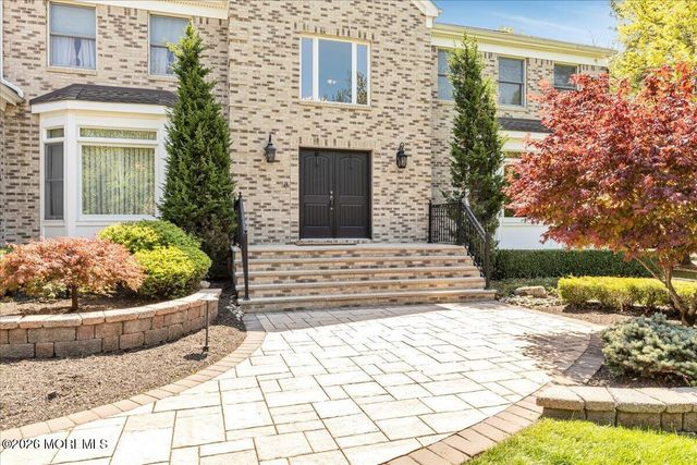 6 Chardonnay Drive, Holmdel, NJ 07733