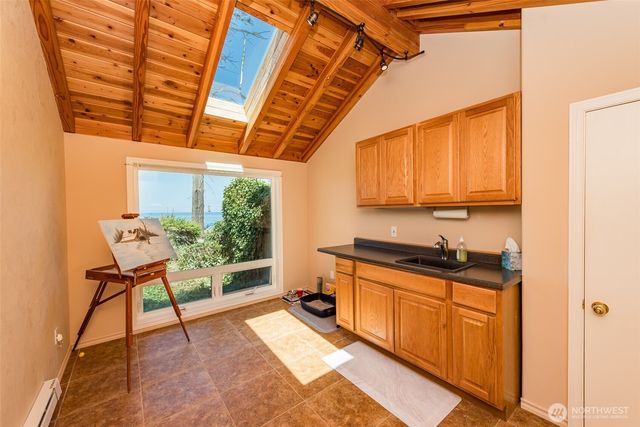 110 Sea Bluff Lane, Port Angeles, WA 98362