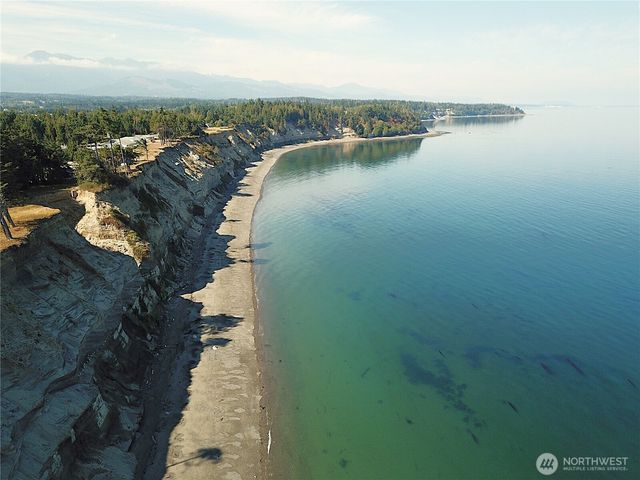 110 Sea Bluff Lane, Port Angeles, WA 98362