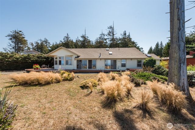 110 Sea Bluff Lane, Port Angeles, WA 98362