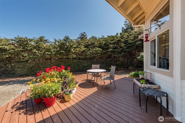 110 Sea Bluff Lane, Port Angeles, WA 98362