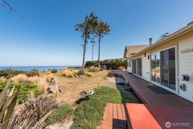 110 Sea Bluff Lane, Port Angeles, WA 98362