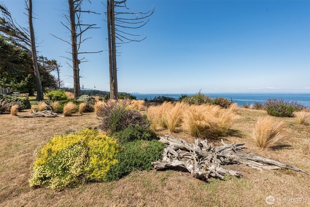 110 Sea Bluff Lane, Port Angeles, WA 98362
