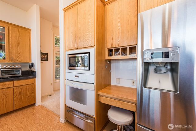 110 Sea Bluff Lane, Port Angeles, WA 98362