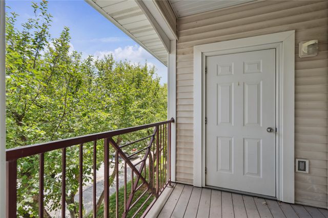 1313 SE University Avenue 206, Waukee, IA 50263