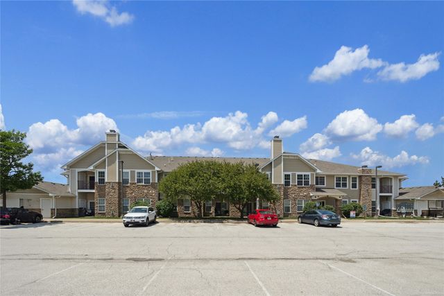 1313 SE University Avenue 206, Waukee, IA 50263