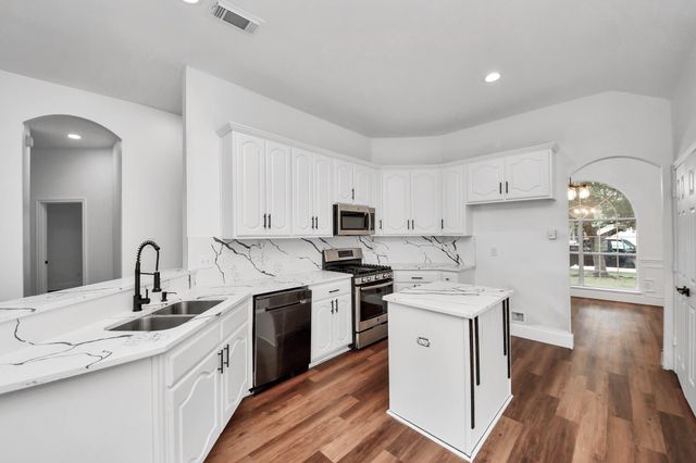 22918 Still Pond Drive, Tomball, TX 77375