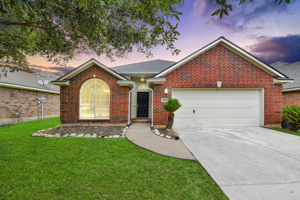 22918 Still Pond Drive, Tomball, TX 77375