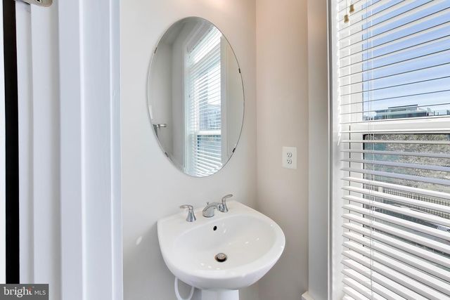 16212 BUSHWICK PL, Rockville, MD 20855