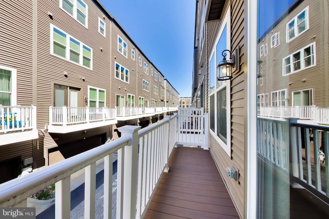 16212 BUSHWICK PL, Rockville, MD 20855