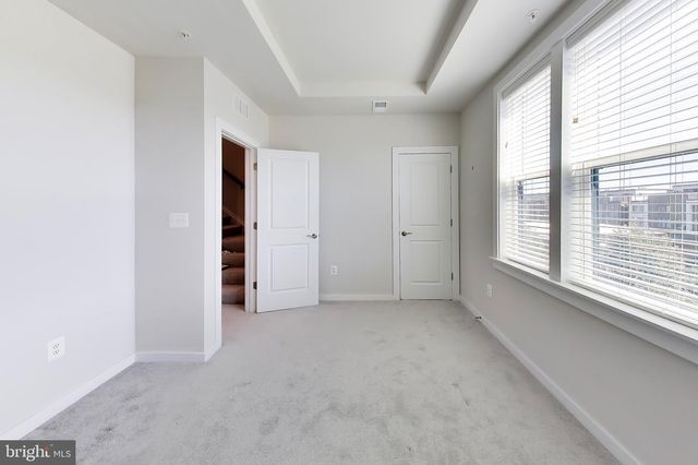 16212 BUSHWICK PL, Rockville, MD 20855