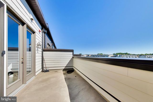 16212 BUSHWICK PL, Rockville, MD 20855