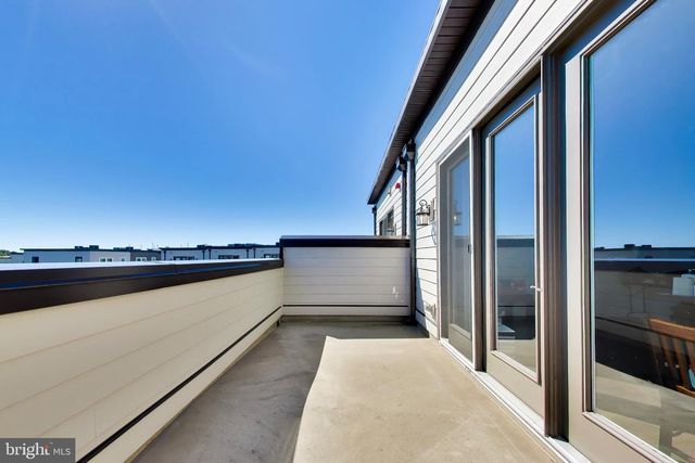 16212 BUSHWICK PL, Rockville, MD 20855