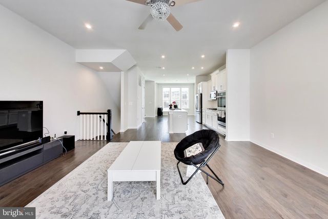 16212 BUSHWICK PL, Rockville, MD 20855