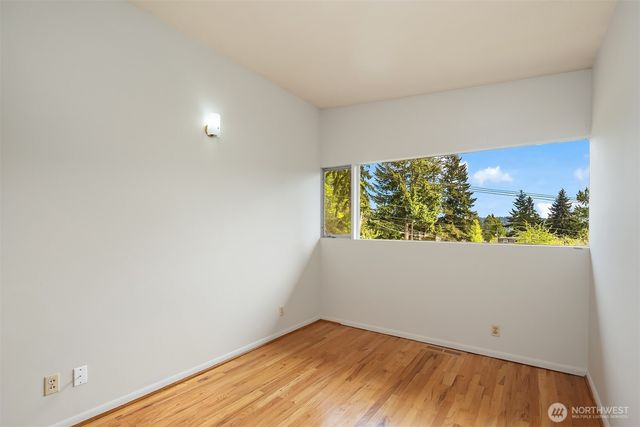 6180 NE 185th Street, Kenmore, WA 98028