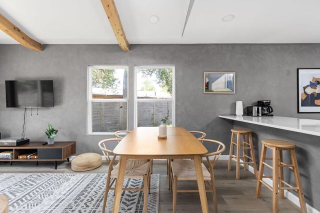 4911 Brighton RD, Austin, TX 78745