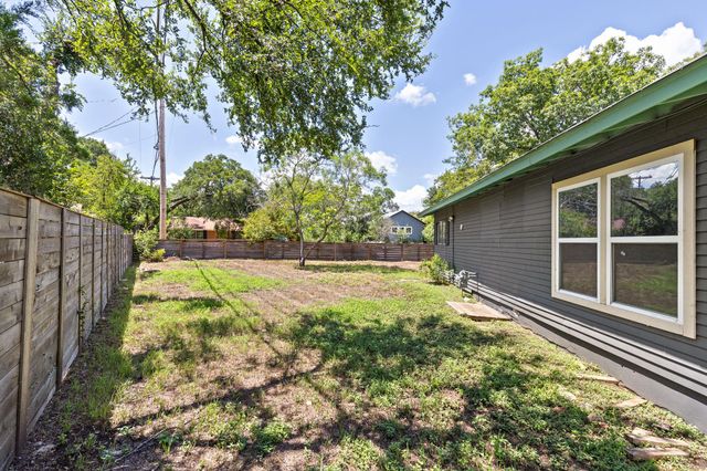 4911 Brighton RD, Austin, TX 78745