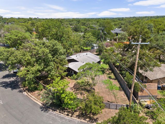 4911 Brighton RD, Austin, TX 78745