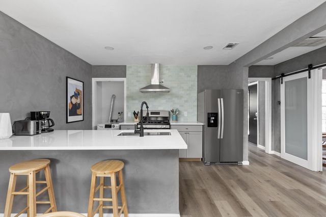 4911 Brighton RD, Austin, TX 78745