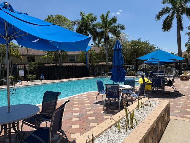 12032 SW 5th Court 12032, Pembroke Pines, FL 33025