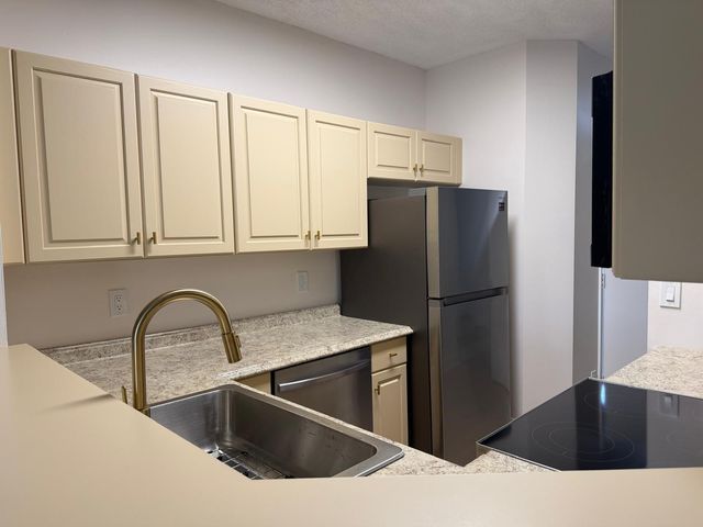 12032 SW 5th Court 12032, Pembroke Pines, FL 33025