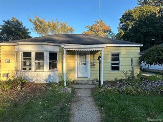 1940 Robinwood Avenue, Saginaw, MI 48601