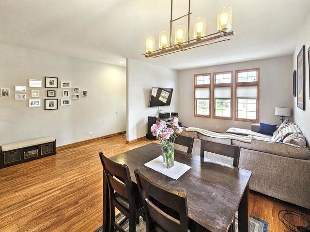 5400 N Lowell Avenue, Chicago, IL 60630