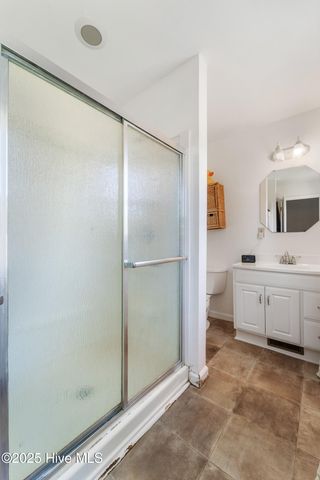 1419 Davis Street, Jacksonville, NC 28540