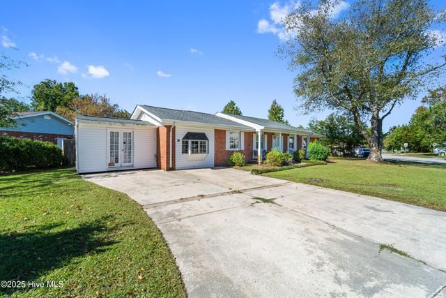 1419 Davis Street, Jacksonville, NC 28540