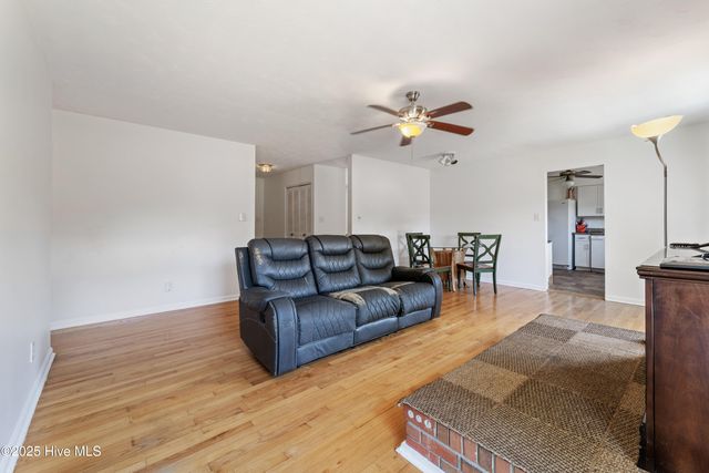 1419 Davis Street, Jacksonville, NC 28540