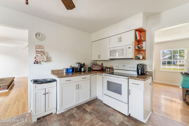 1419 Davis Street, Jacksonville, NC 28540