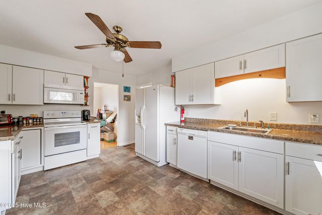 1419 Davis Street, Jacksonville, NC 28540