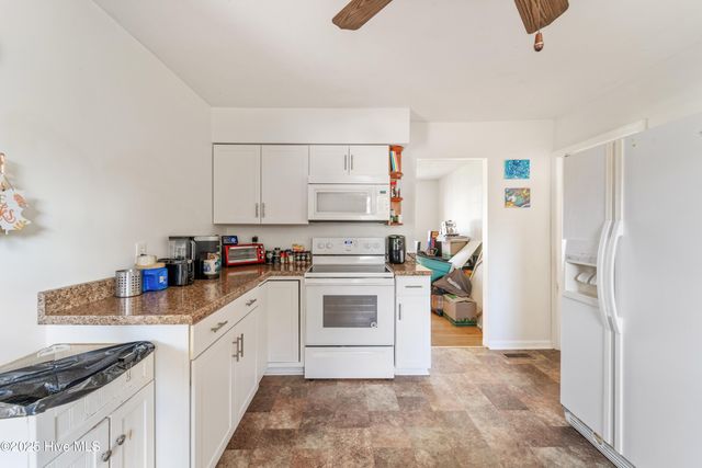 1419 Davis Street, Jacksonville, NC 28540