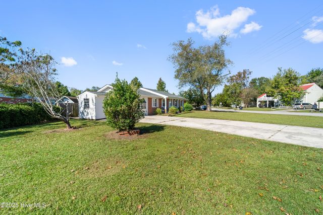 1419 Davis Street, Jacksonville, NC 28540