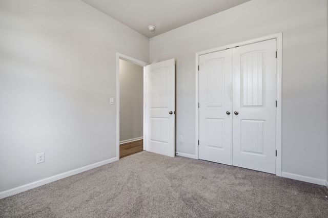 129 Cecil Rd, Lebanon, TN 37087