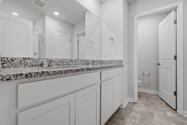 129 Cecil Rd, Lebanon, TN 37087
