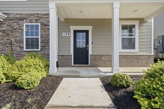 129 Cecil Rd, Lebanon, TN 37087