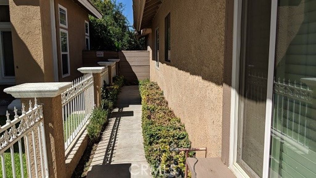 1516 Medallion Court, Perris, CA 92571 — photo 4