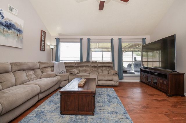 15911 Surrey Woods Drive, Friendswood, TX 77546