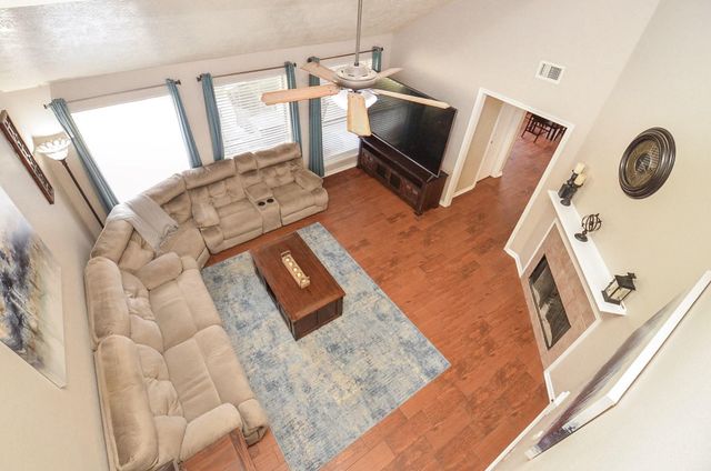 15911 Surrey Woods Drive, Friendswood, TX 77546