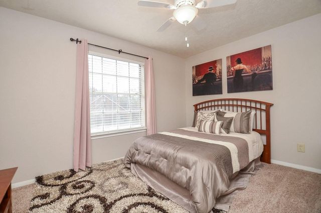 15911 Surrey Woods Drive, Friendswood, TX 77546