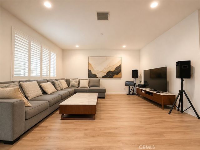 4722 S Cobblestone, Ontario, CA 91762